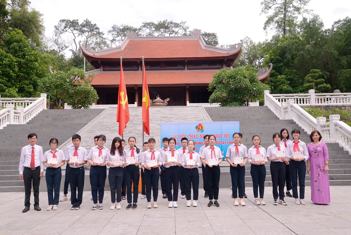 Ảnh: Đại hội cháu ngoan Bác Hồ trường THCS Cát Linh - năm học 2019 - 2020